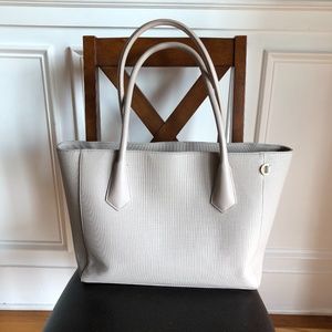 *Price Drop* Dagne Dover Legend Tote *Price Drop*